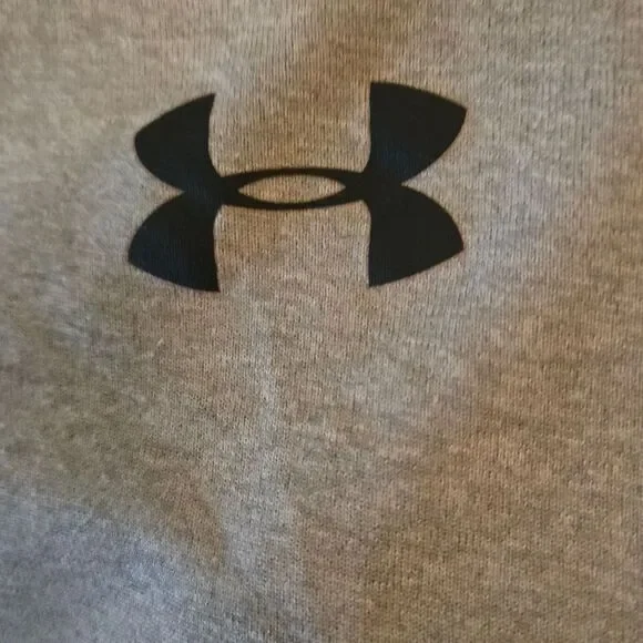 Under Armour Men's Gray Long Sleeve Shirt - Picture 4 of 9